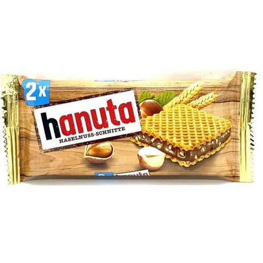 Ferrero Hanuta Hazelnut Chocolate | Hazelnuss Schnitte Bar 44g | Vegetarian | (Hazelnut Flavor) (IMPORTED FROM GERMANY) Waffles  (44 g)